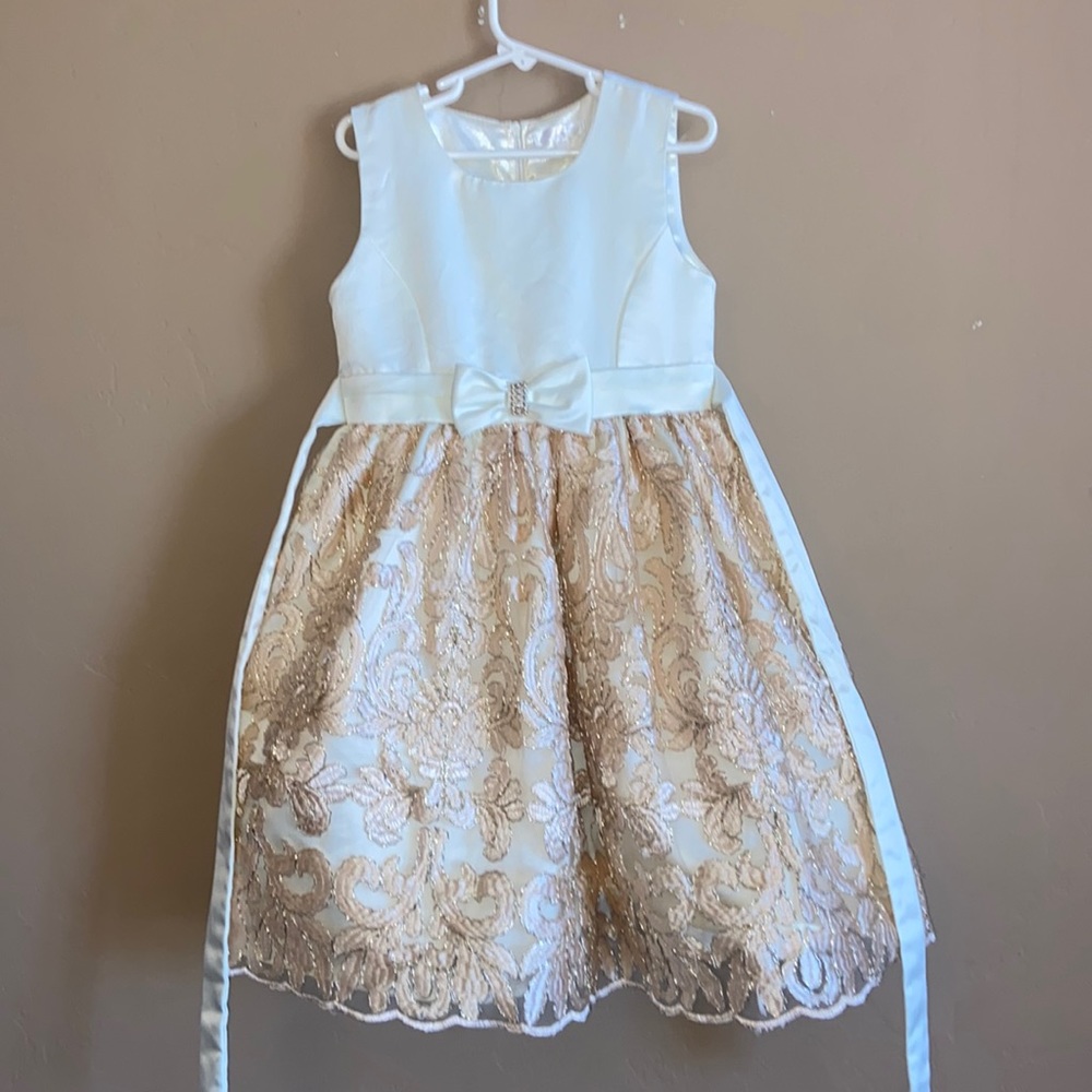 Tahari girls Dress